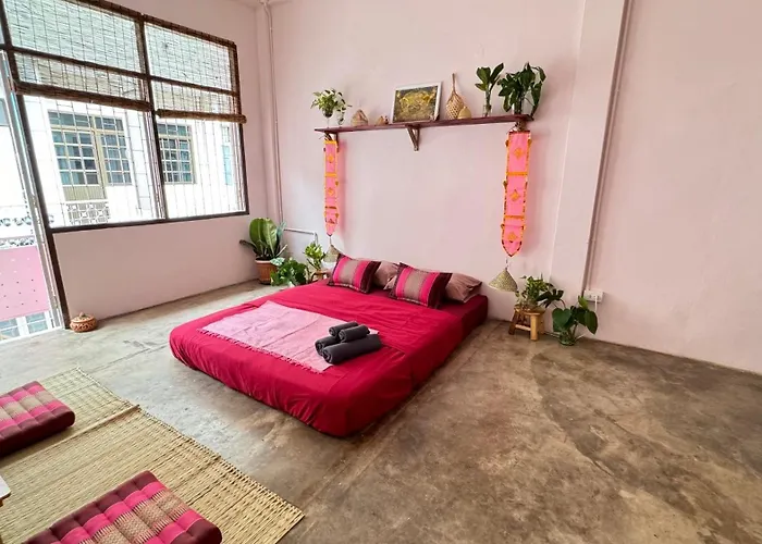 Baan Yentafo - Pink House 3rd Floor Albergue