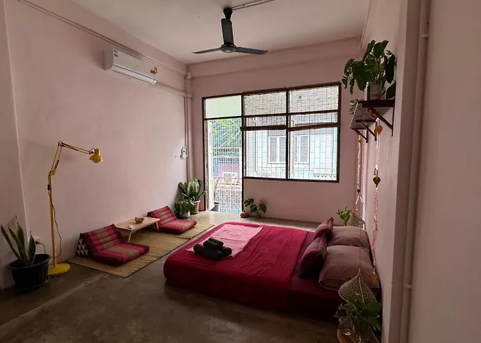Baan Yentafo - Pink House 3rd Floor Albergue *