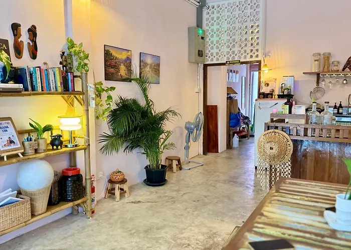 Albergue Baan Yentafo - Pink House 3rd Floor