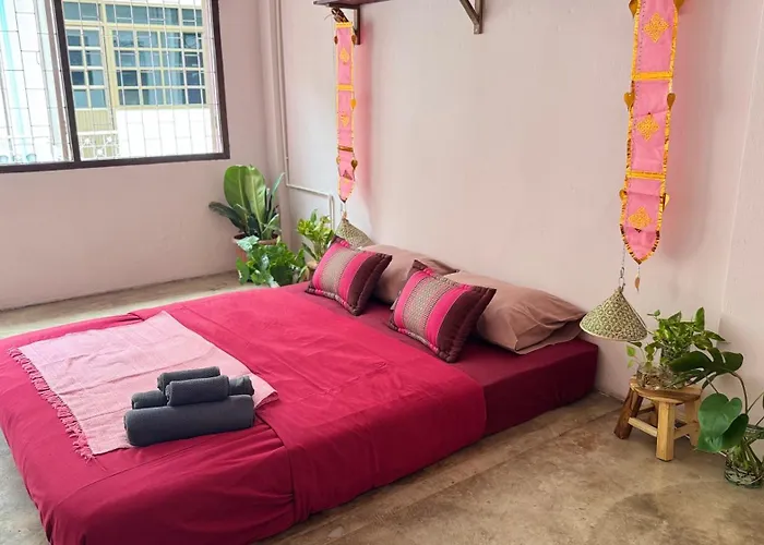 Albergue Baan Yentafo - Pink House 3rd Floor *