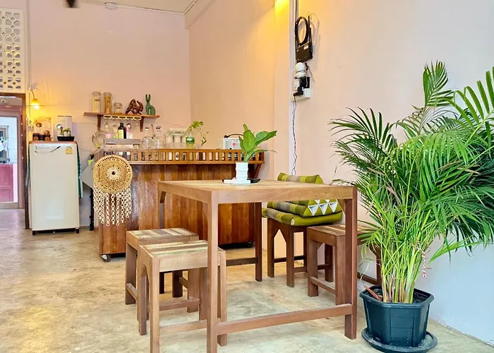 Baan Yentafo - Pink House 3rd Floor *