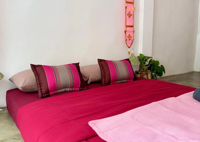 Albergue Baan Yentafo - Pink House 3rd Floor Banguecoque